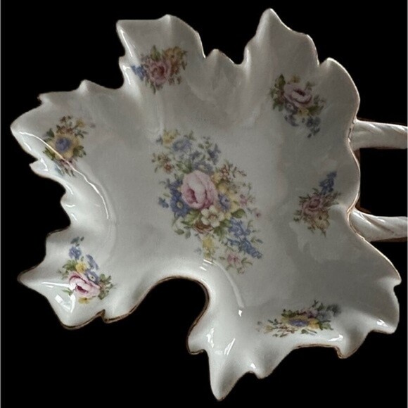 J. Godinger & Co. Antique Reflections Floral Gold Leaf Ceramic Dish - Picture 1 of 12
